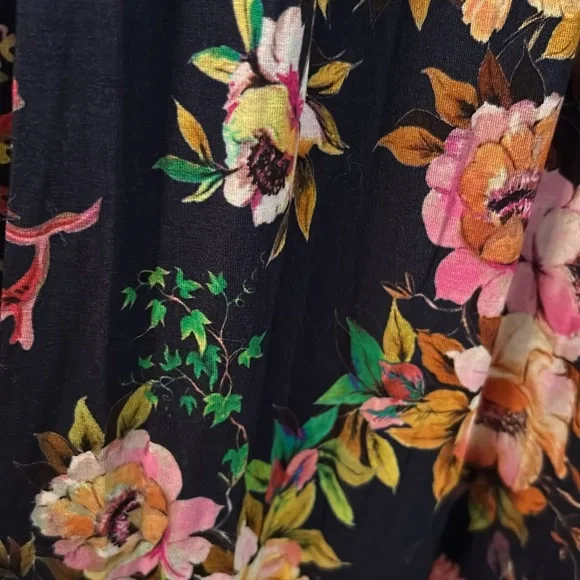 Tolani Collection NWT Floral Vivian Maxi Dress with Pockets size M - Picture 12 of 16